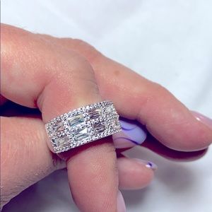 3.87ctw White Diamond Simulant